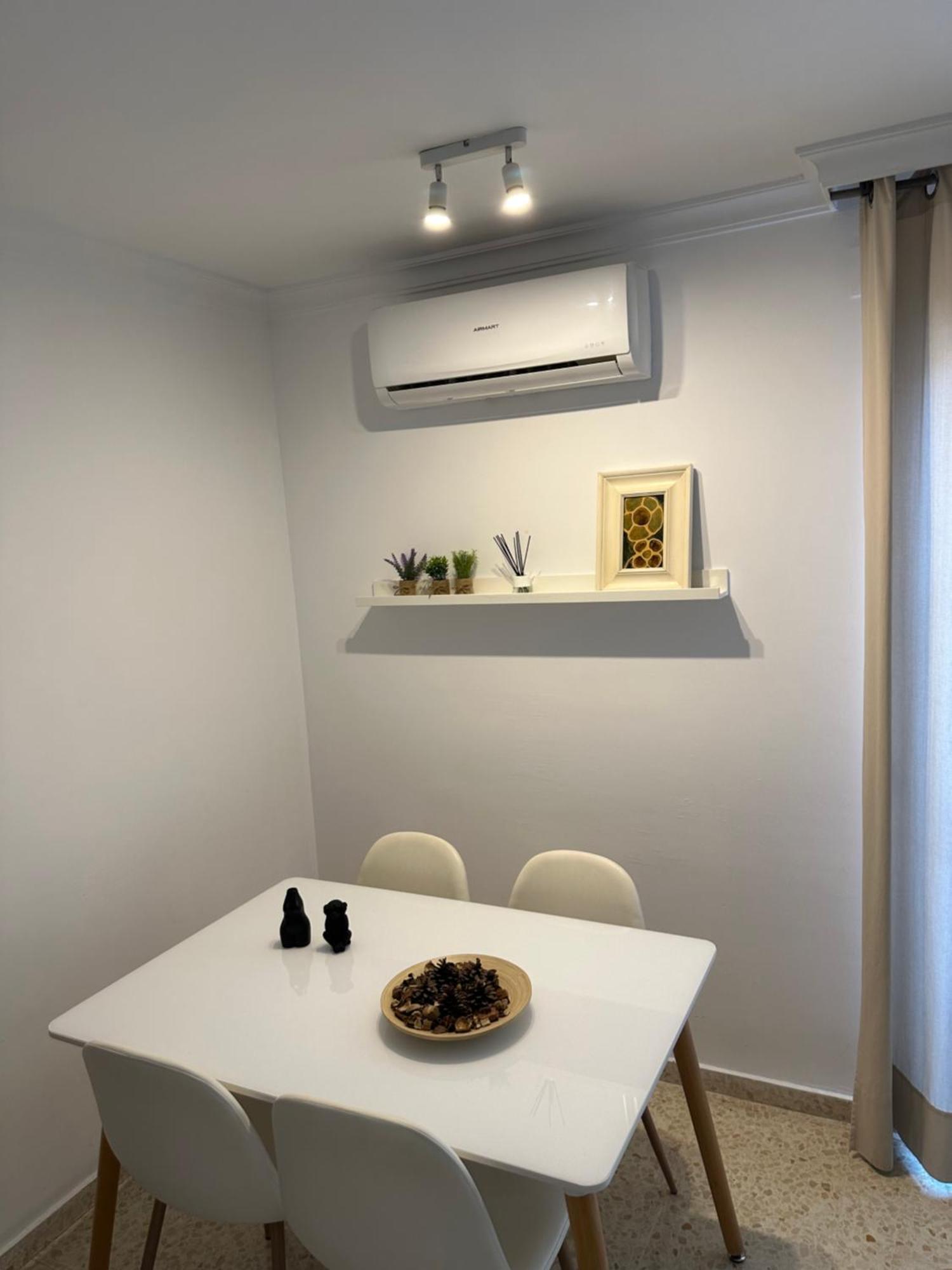 Appartamento El Rincon De Apolo. Atico Con Aparcamiento Gratis. Málaga Esterno foto