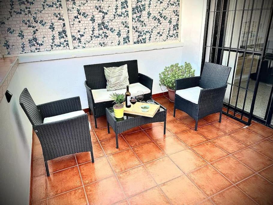 Appartamento El Rincon De Apolo. Atico Con Aparcamiento Gratis. Málaga Esterno foto