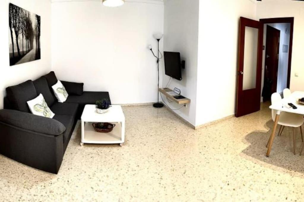 Appartamento El Rincon De Apolo. Atico Con Aparcamiento Gratis. Málaga Esterno foto